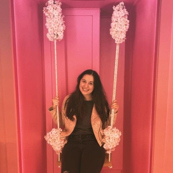 Meet your Posher, Jenna - Picture 1 of 1